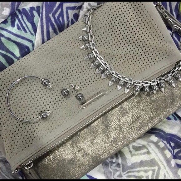 Silver Stella & Dot handbag - Picture 1 of 3
